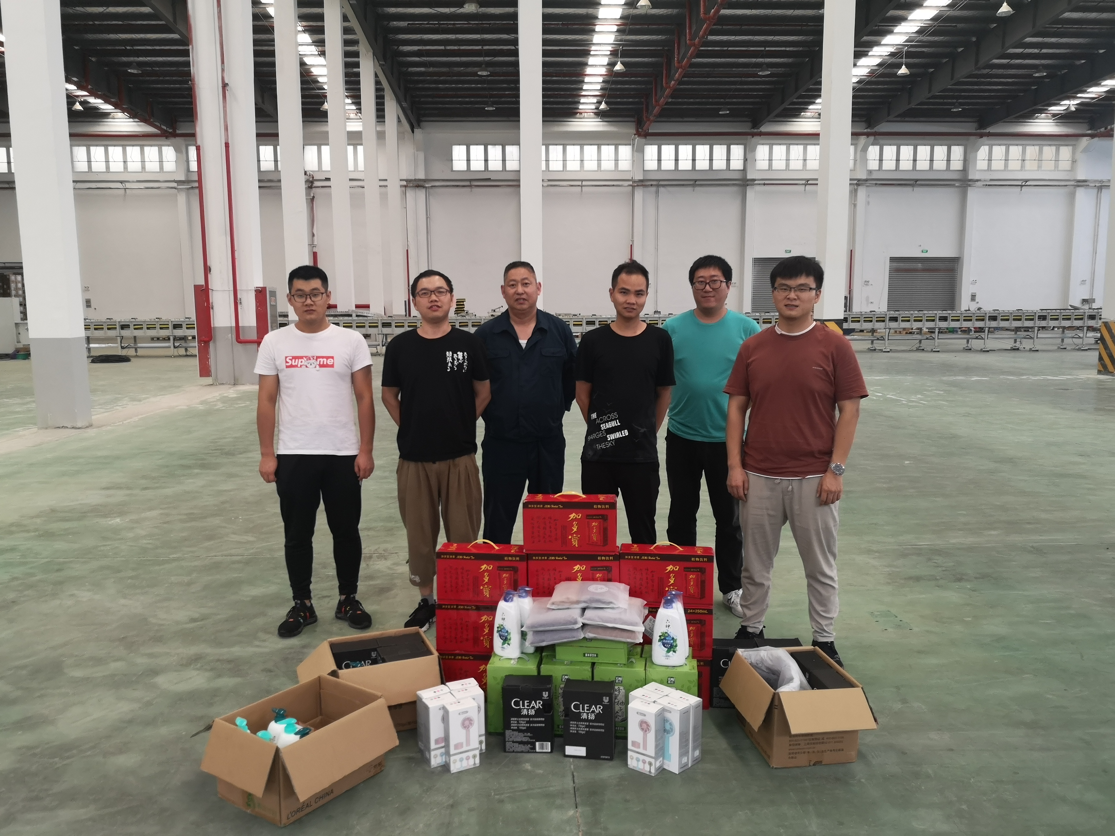 關愛職工 · 夏送清涼 | 寶開工會赴一線送清涼，致敬高溫下的堅守