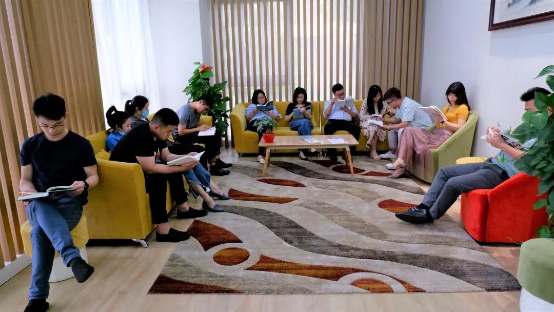 感受文字之美，共享閱讀之樂 | 寶開與燎申智城共同舉辦成長專場讀書活動(dòng)
