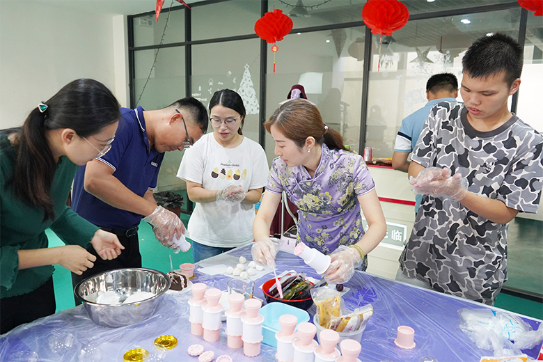 月圓中秋 · 集體慶生 | 溫馨九月，迎佳節(jié)，賀生辰，共團圓！