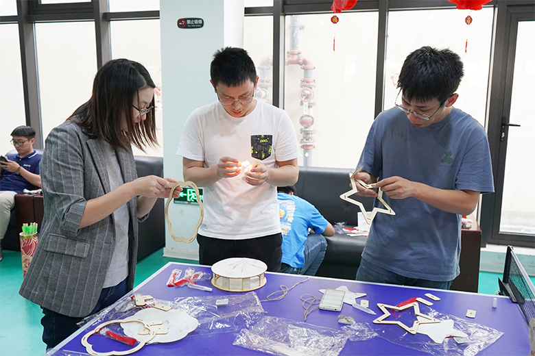 月圓中秋 · 集體慶生 | 溫馨九月，迎佳節(jié)，賀生辰，共團圓！