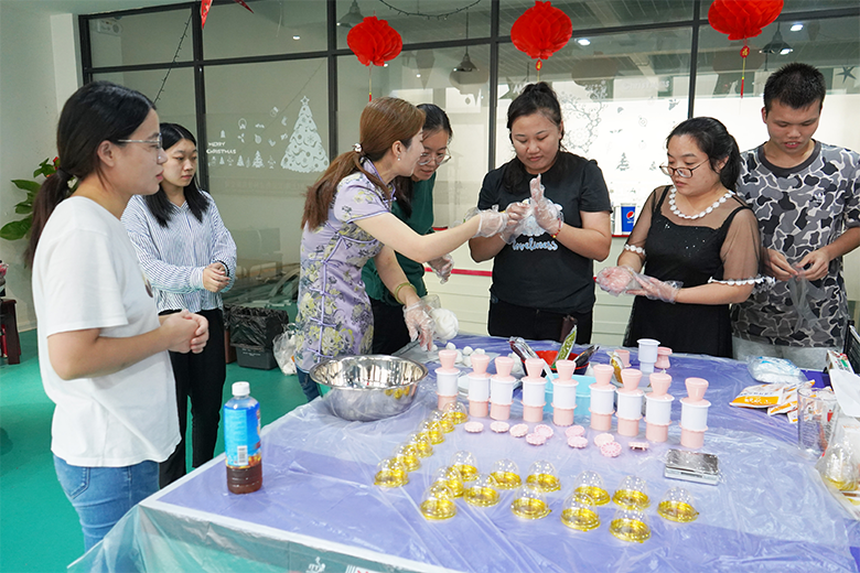 月圓中秋 · 集體慶生 | 溫馨九月，迎佳節(jié)，賀生辰，共團圓！